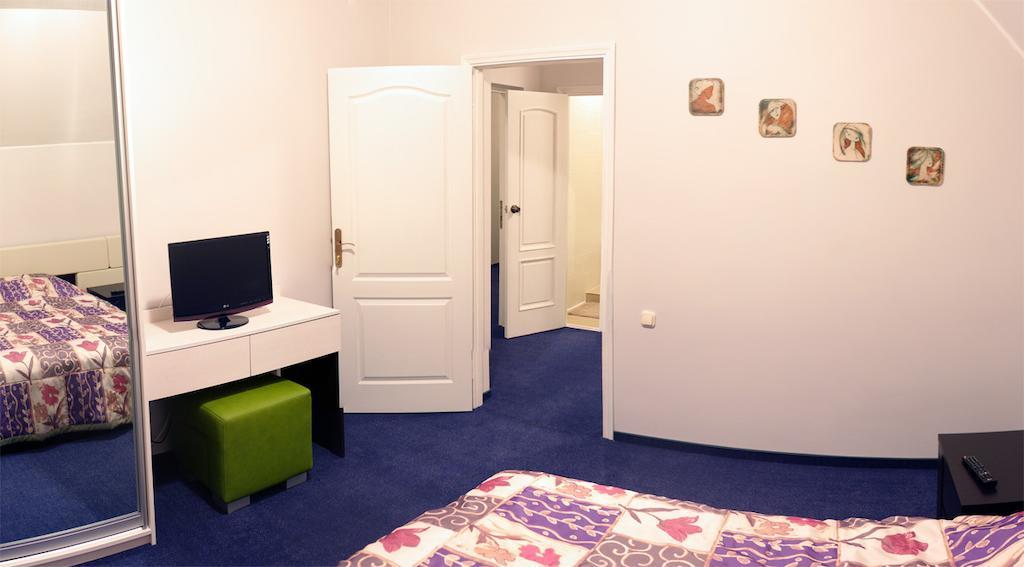 Luka Hotel Marijampole Bagian luar foto